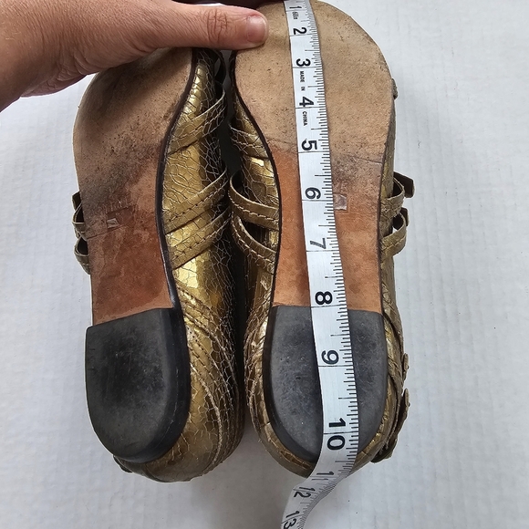 Frye Anna Crackled Leather Multi Strap Gold - Picture 10 of 13